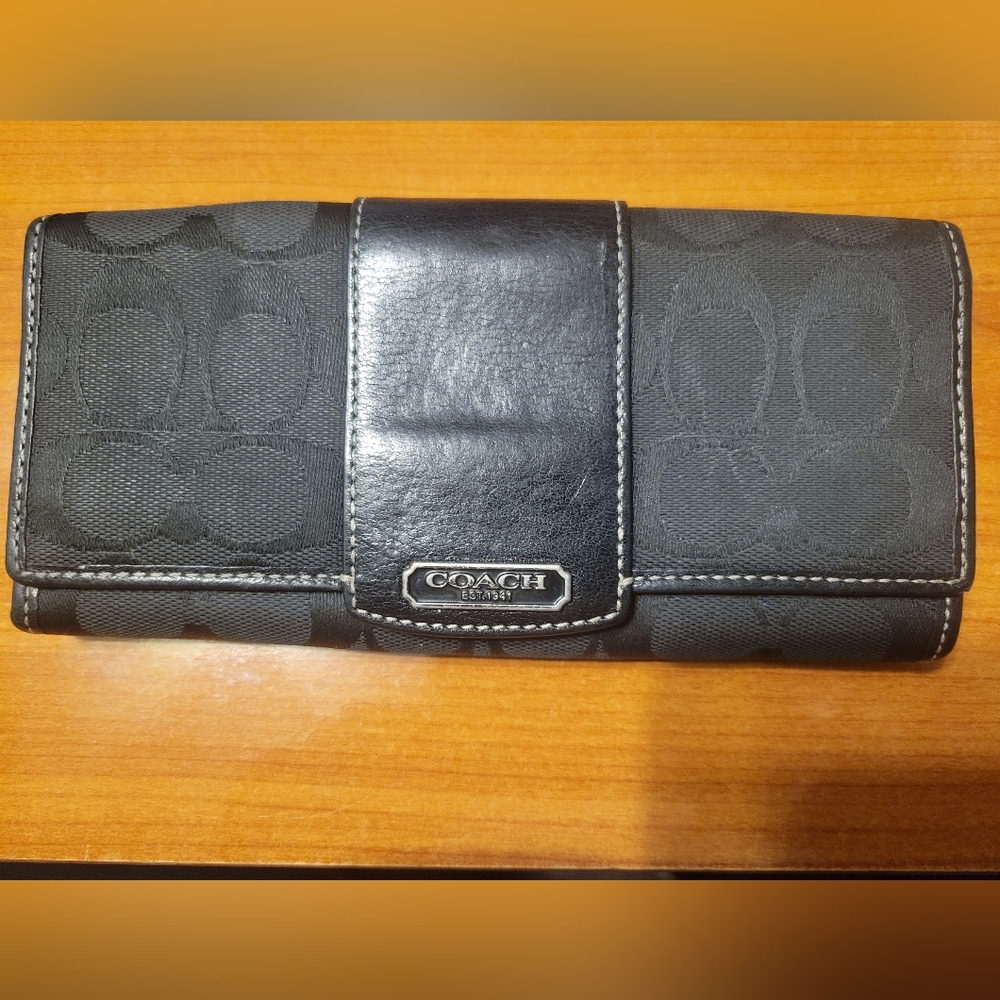 Coach wallet